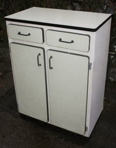 Buffet bas, formica, 2 tiroirs, 2 portes, années 60