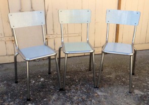 chaises formica contour inox, formica bleu pâle