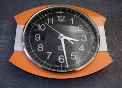 Pendule vintage Japy, années 50 / 60, formica orange