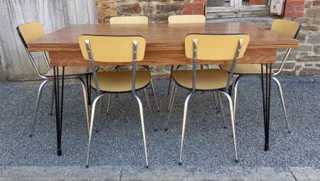 Table formica pieds eiffel, imitation bambou, 1950