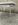 Table formica blanche, ses 4 chaises et ses deux tabourets, vintage années 70.