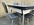 Table formica gris anthracite marbré veiné rose et crème avec ses 8 chaises, vintage, années 70